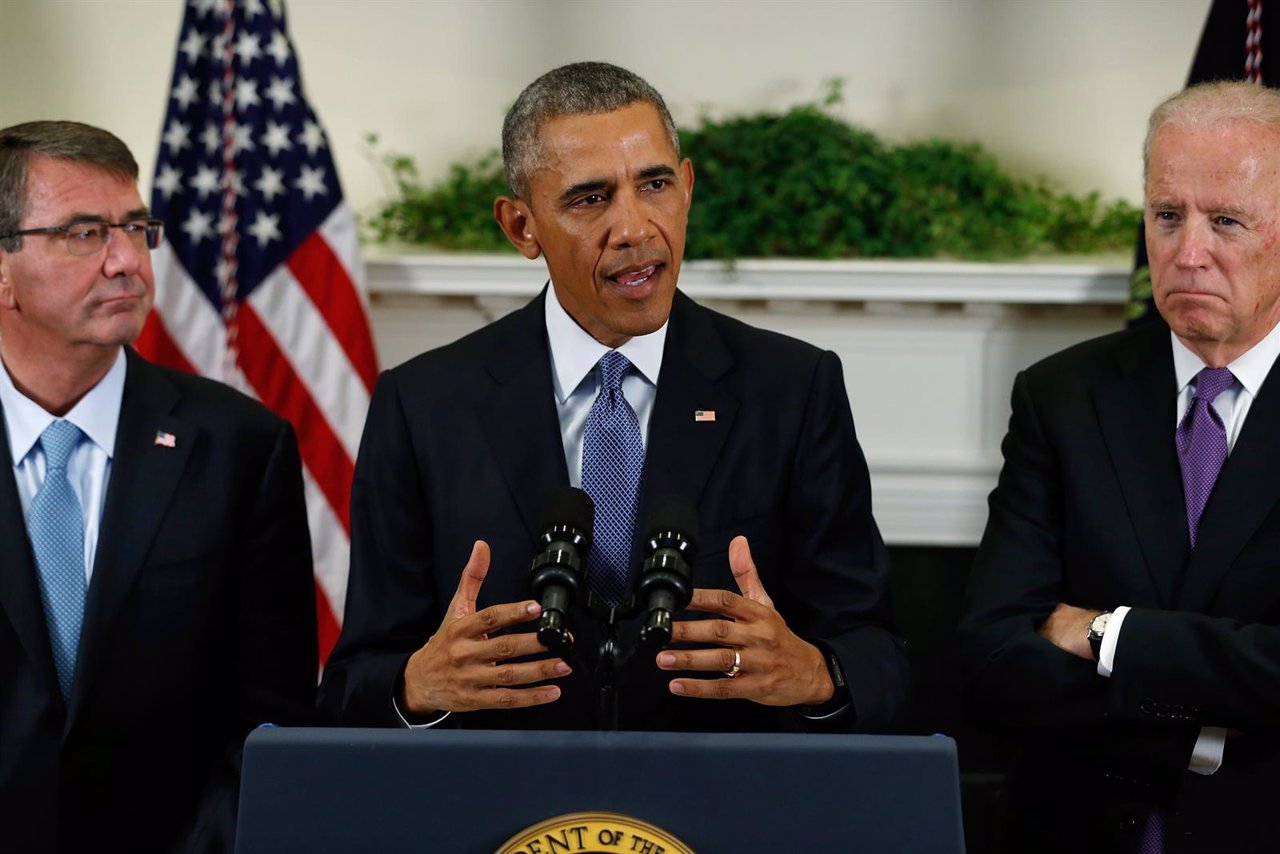 Barack Obama con Ash Carter y Joe Biden