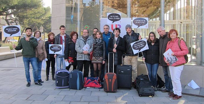 Unidad Popular presenta en Zaragoza sus propuestas para jóvenes.