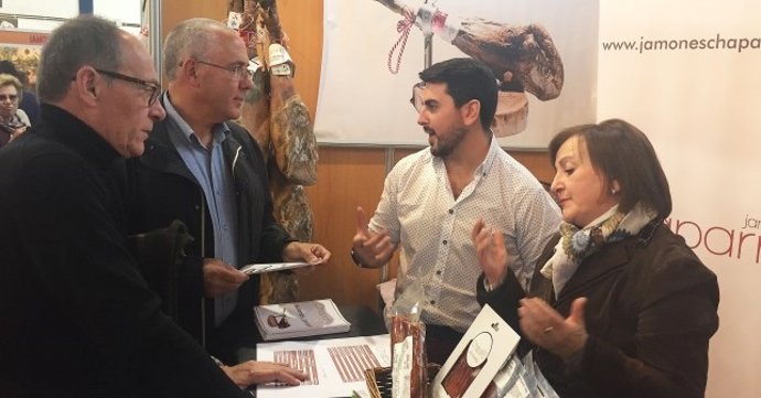 El candidato socialista José Juan Díaz Trillo en Cumbres Mayores (Huelva)