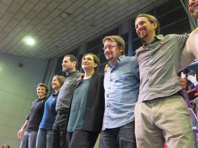 Mitin en el pabellón Sergio Manzano en L'Hospitalet de Llobregat