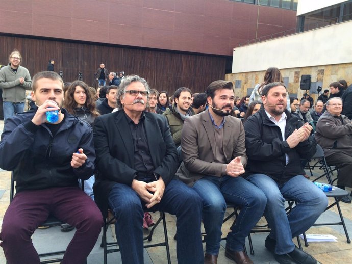 X.Roger (JERC) J.Tardà,G.Rufián,O.Junqueras (ERC)