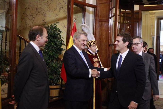 García-Escudero, Posada y Albert Rivera, Constitución, Congreso