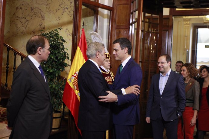 García-Escudero, Posada y Pedro Sánchez, Constitución, Congreso