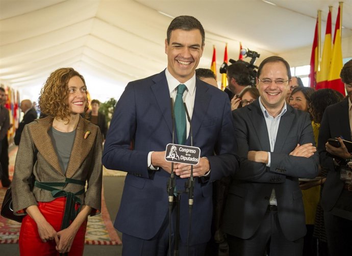 Pedro Sánchez y César Luena