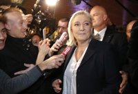 Le Pen pide a los electores que voten al Frente Nacional en la segunda vuelta