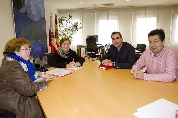 Real se reúne con el alcalde de Santoña