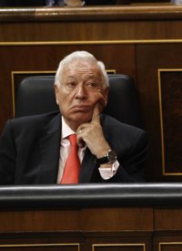 Margallo pide a la oposición venezolana "prudencia en la administración de la victoria"