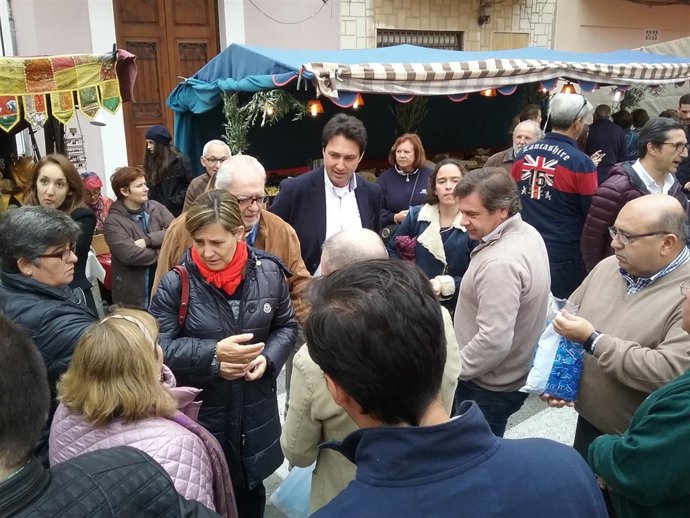 Bastidas y otros dirigentes del PP en El Perelló 