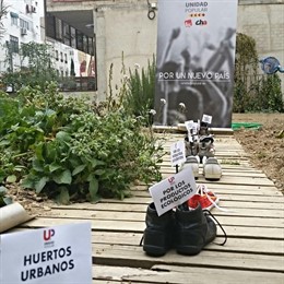 Unidad Popular ha llevado la campaña al huerto ecológico de San José