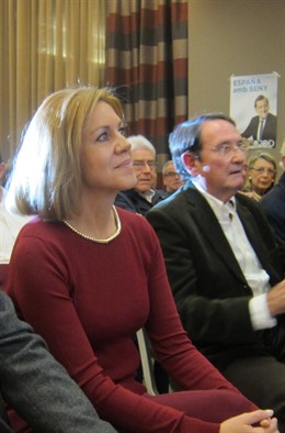La secretaria general del PP, Dolores de Cospedal, en un mitin en Tarragona (Hot