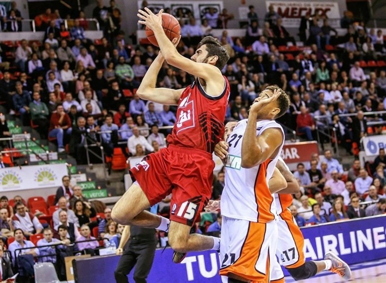 Joan Sastre en el CAI Zaragoza - ratiopharm ulm