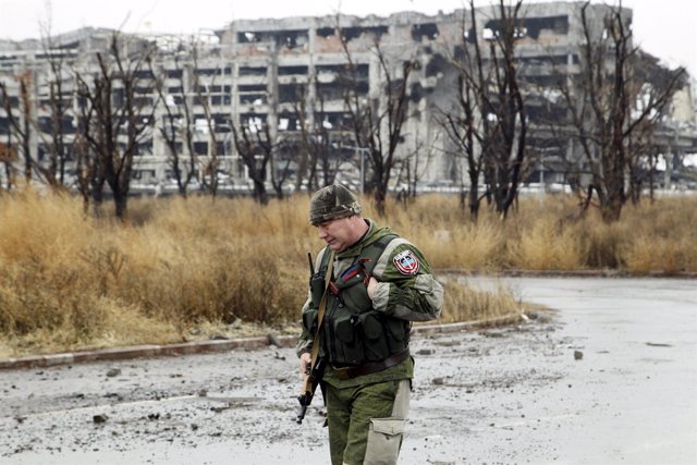 Combatiente separatista en Donetsk