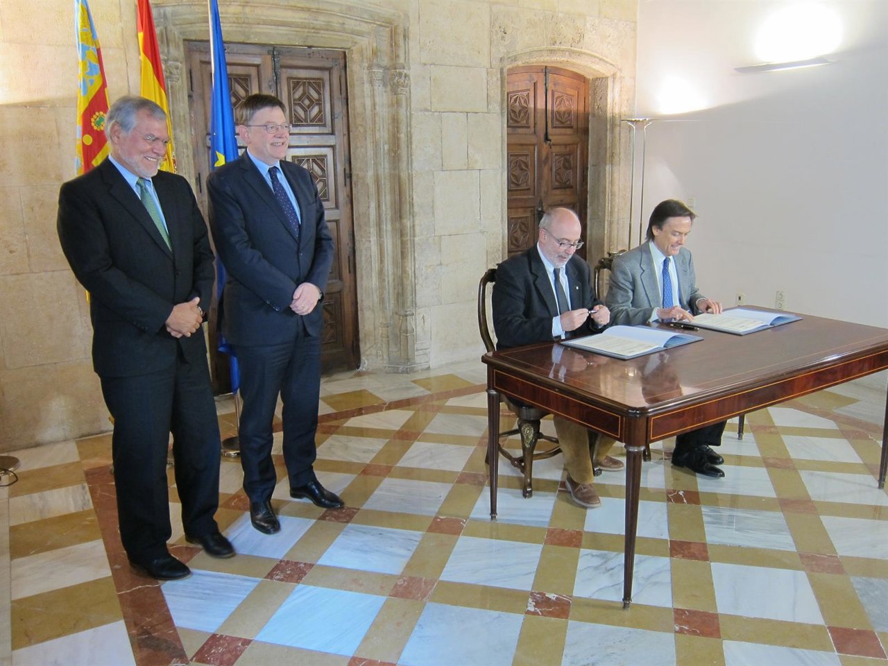 La Generalitat firma un convenio con Transparencia Internacional 