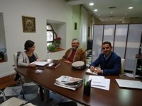 Crespín se reúne con el presidente de Aproni para conocer sus actuaciones