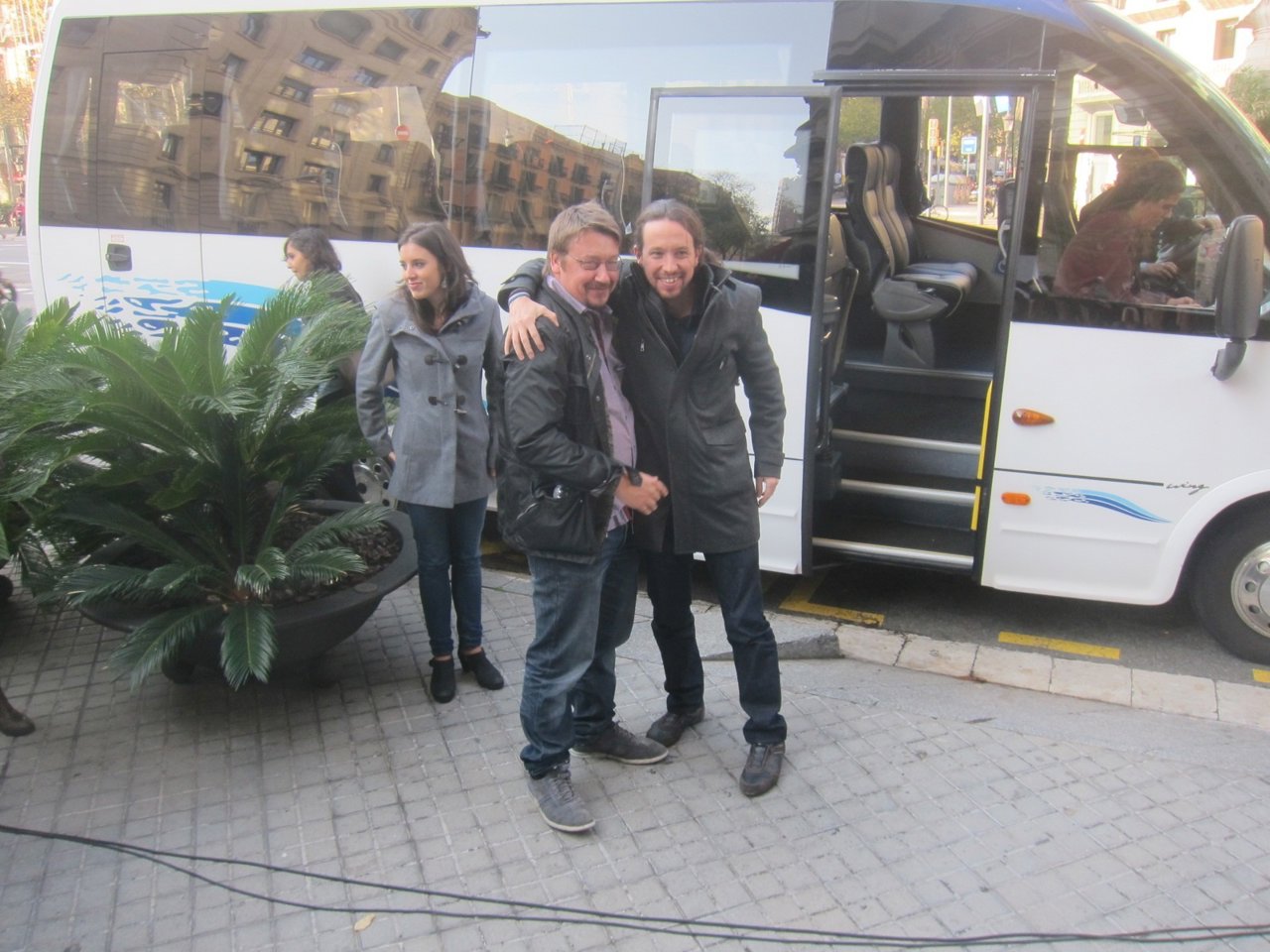 X.Domènech (EnComúPodem) y P.Iglesias (Podemos)