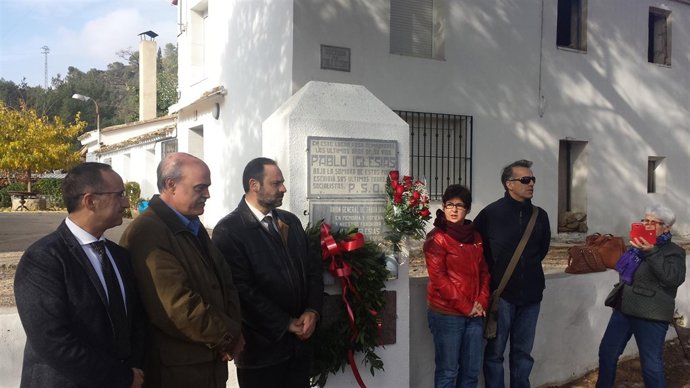 Homenaje al fundador del PSOE, Pablo Iglesias