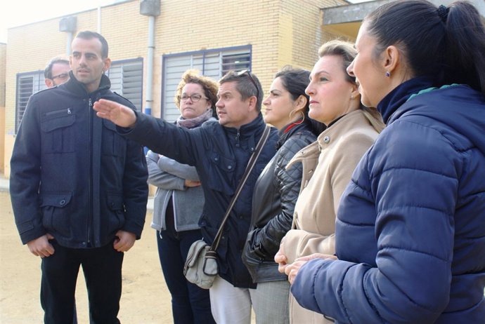 Bustamante, Encarnación Núñez  y Eva Oliva en Pino Montano