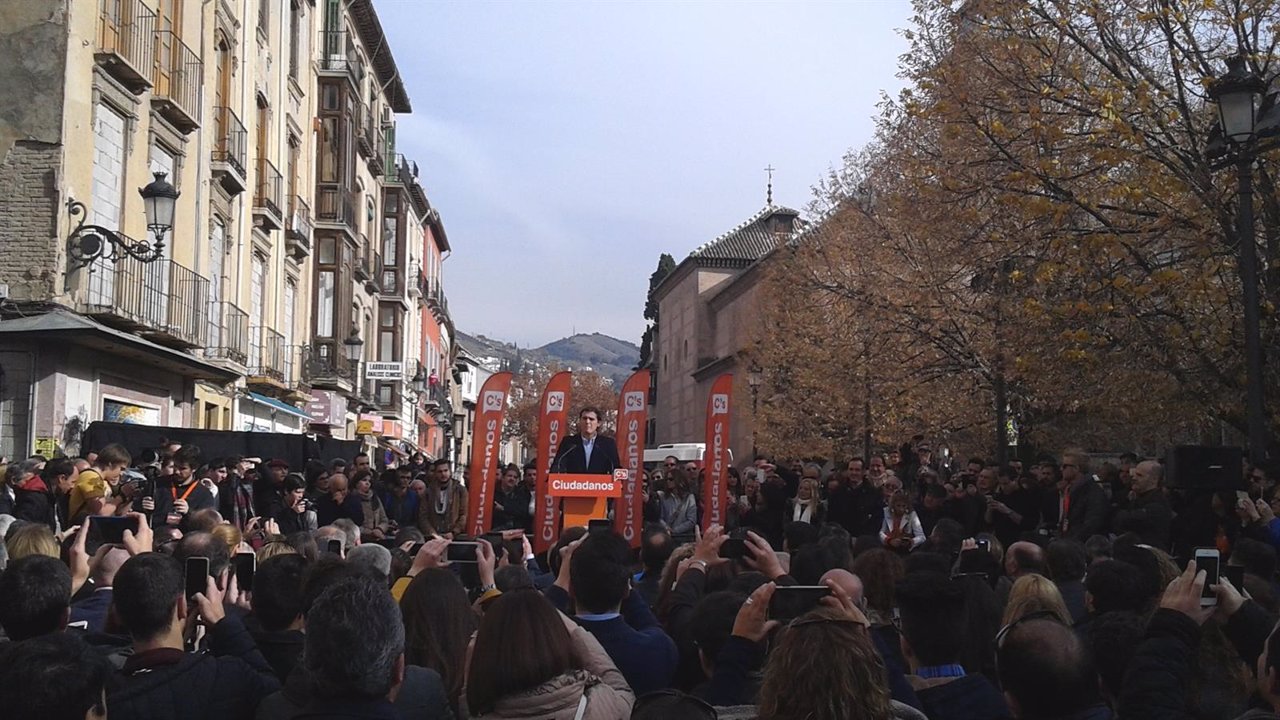 Candidato de Ciudadanos a la Presidencia del Gobierno, Albert Rivera, en Granada