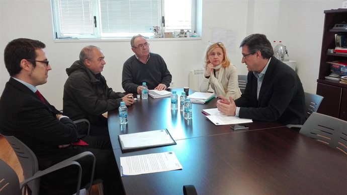 Ignacio Prendes, con pescadores