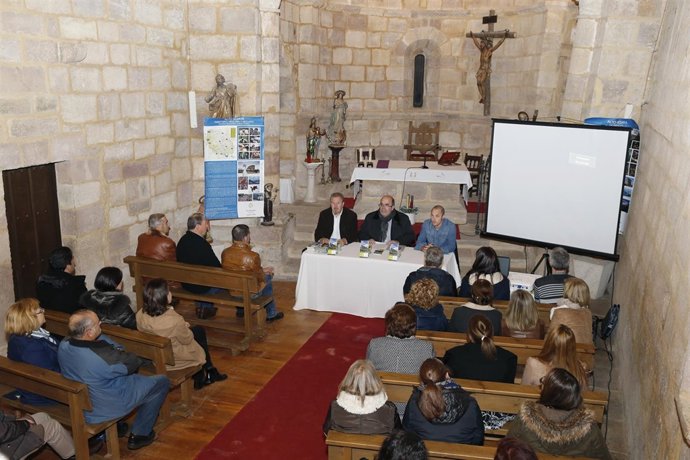 Oria presenta en Anievas la guía 'Alto Besaya-Sur de Cantabria'