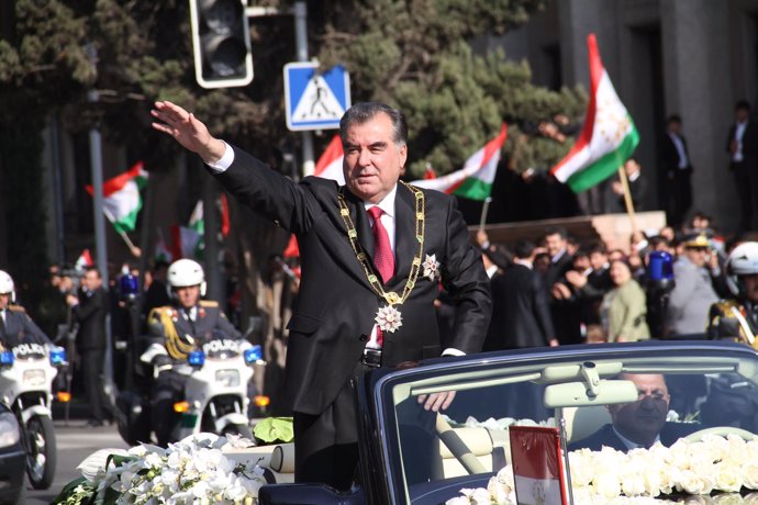 Imomali Rajmon, presidente de Tayikistán