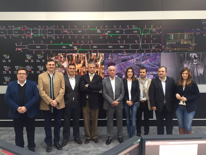 Parlamentarios andaluces visitan metro de Málaga