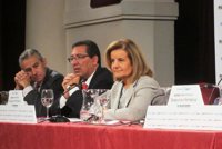 Báñez: El Gobierno aspira a crear 700.000 empleos en cuatro años en Andalucía