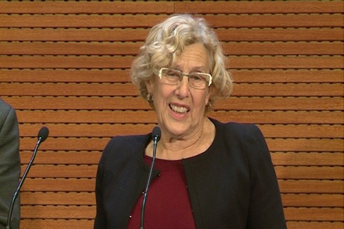 Carmena defiende la ampliación de su vivienda