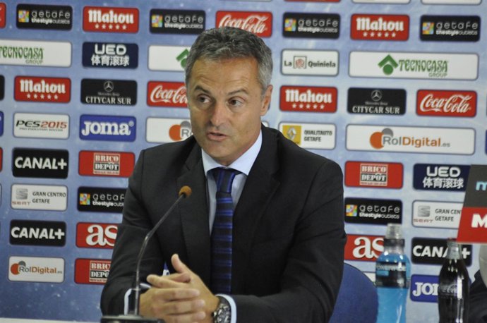 Fran Escribá, en rueda de prensa 