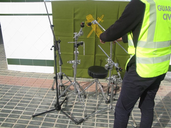 Tres detenidos por hurto