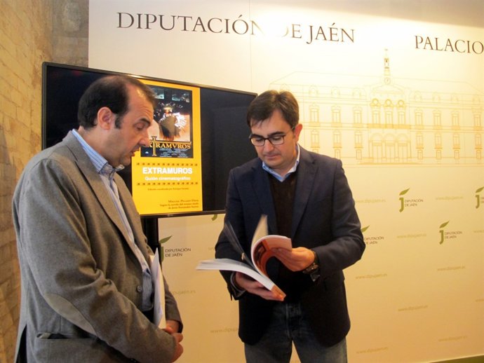 Presentación del guión cinematográfico de Extramuros