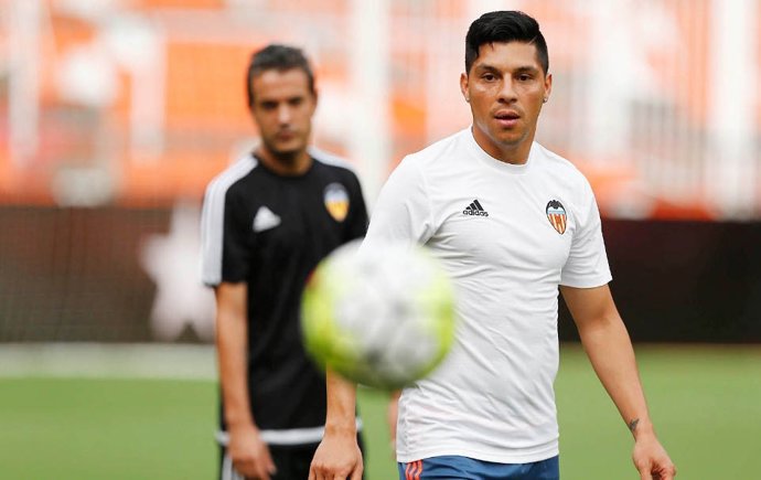 Enzo Suárez,Entrenamiento Valencia C.F 2015