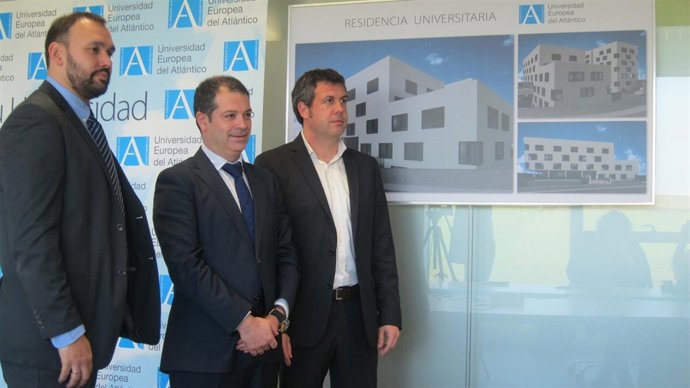 El rector de Uneatlántico presenta el proyecto de la residencia de estudiantes