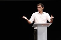 Rivera: El alcalde de Espartinas no ha dimitido por corrupción política