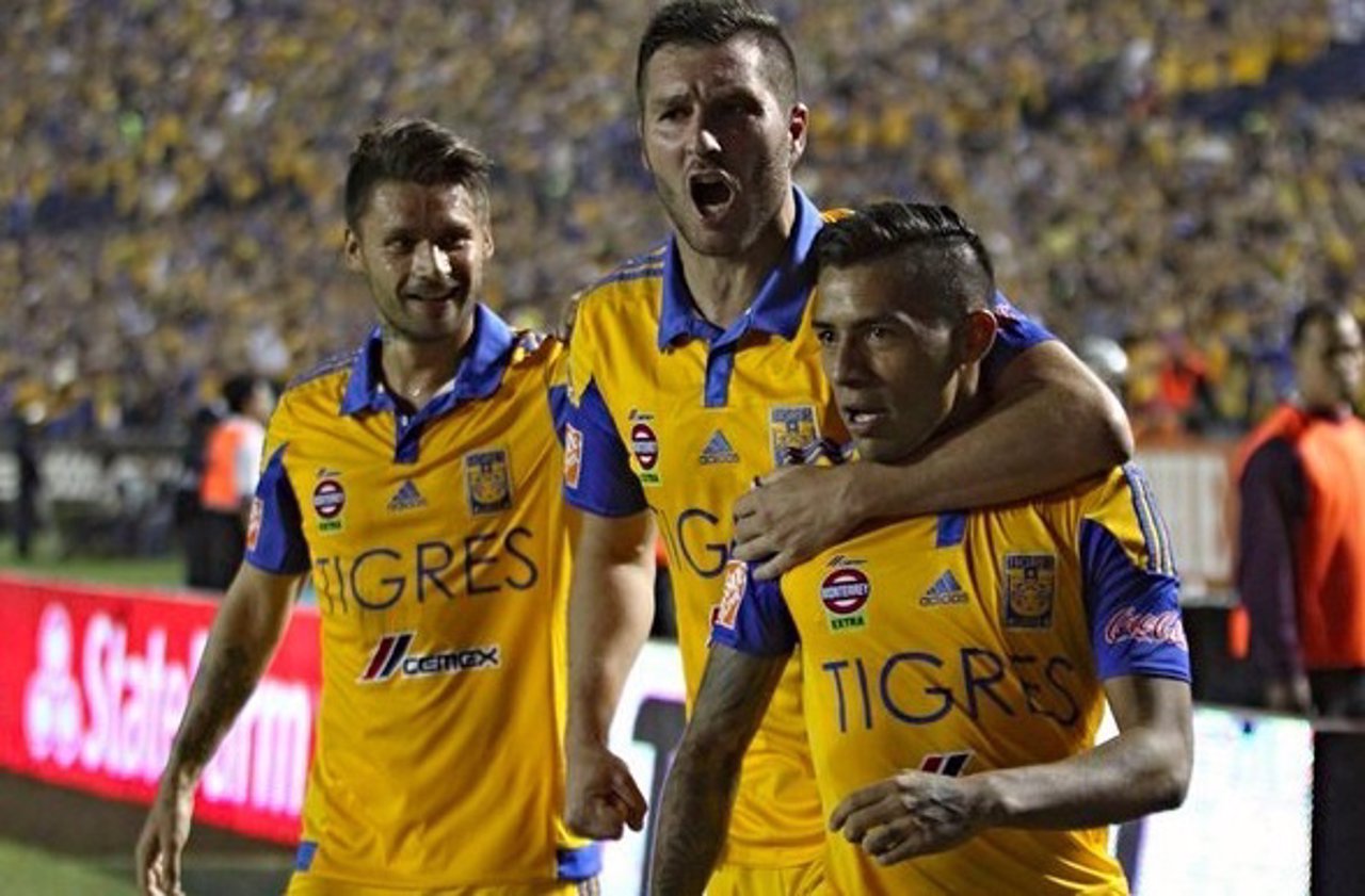 Tigres pone a tiro su cuarto título del fútbol mexicano tras golear a Pumas