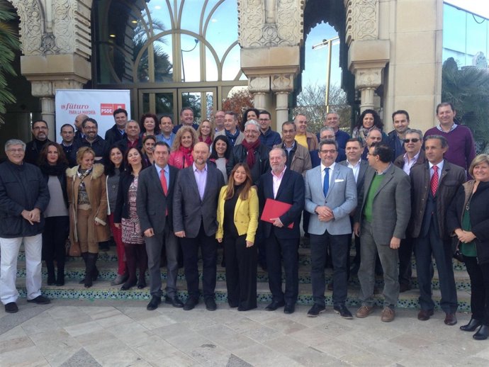 Reunión del PSOE en la Cartuja.