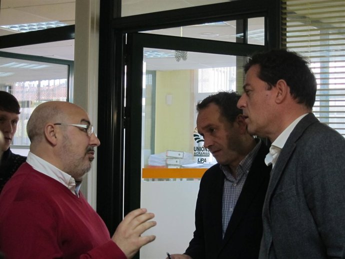 Reunión del PSdeG con UU.AA.