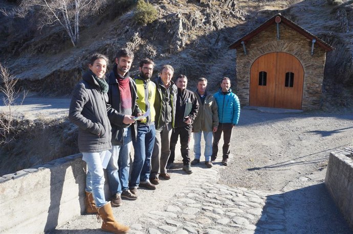 Representantes de los ayuntamientos de la Vall de Cardós y del Govern