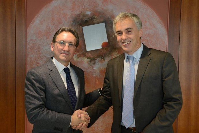 J.Giró (La Caixa) y B.Guillamon (BID)
