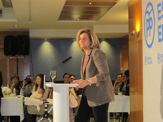 La ministra de Empleo, Fátima Báñez 