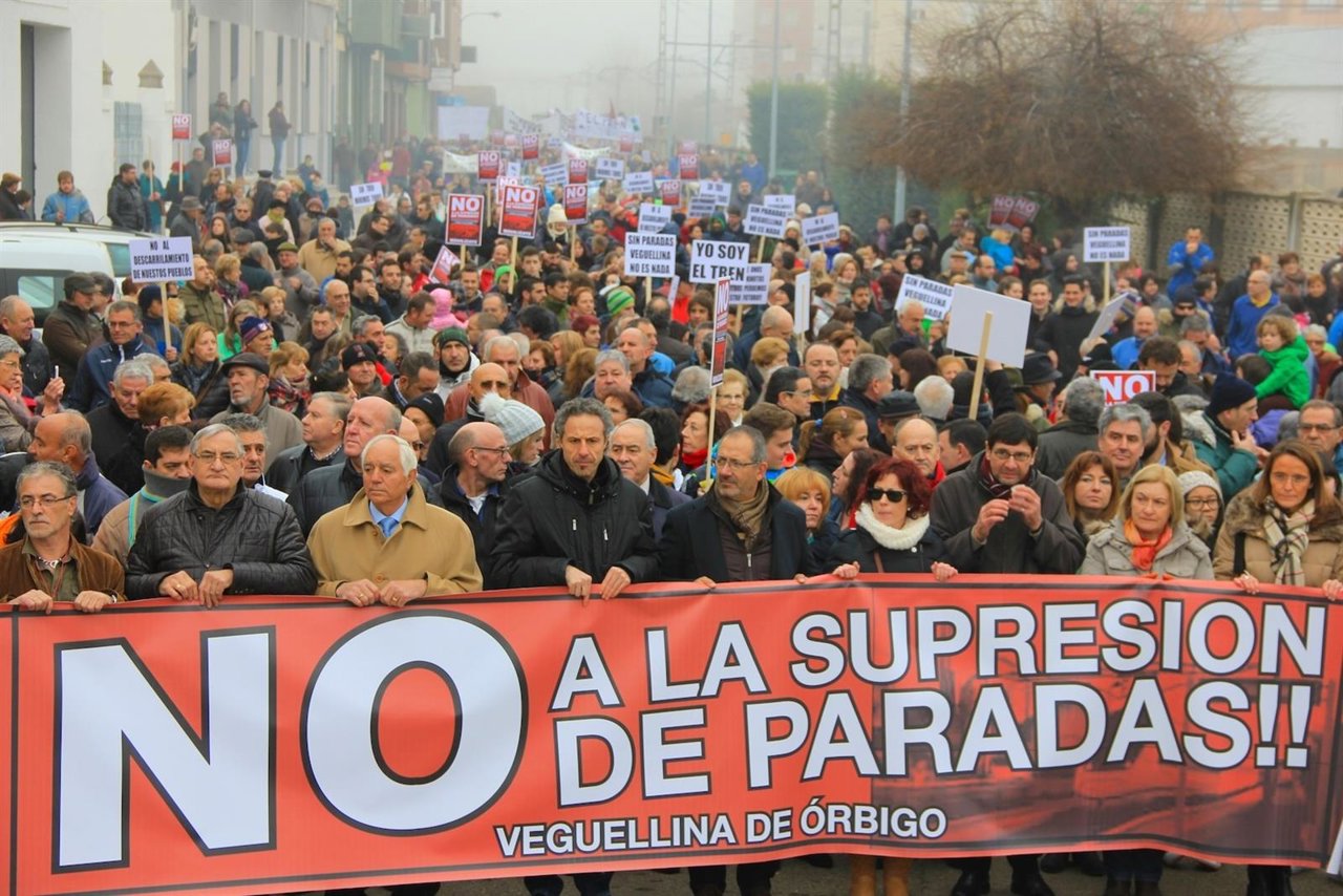 Manifestación celebrada hoy en Villarejo de Órbigo. 