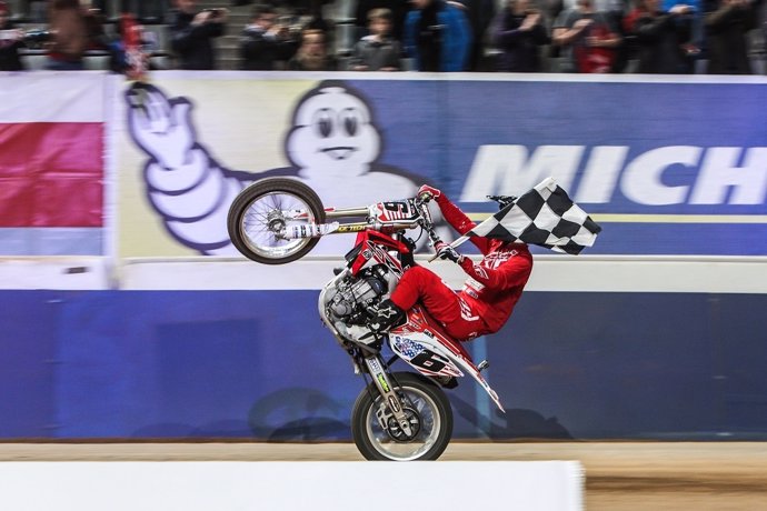 Brad Baker se impone a Marc Márquez Superprestigio Dirt Track de Barcelona