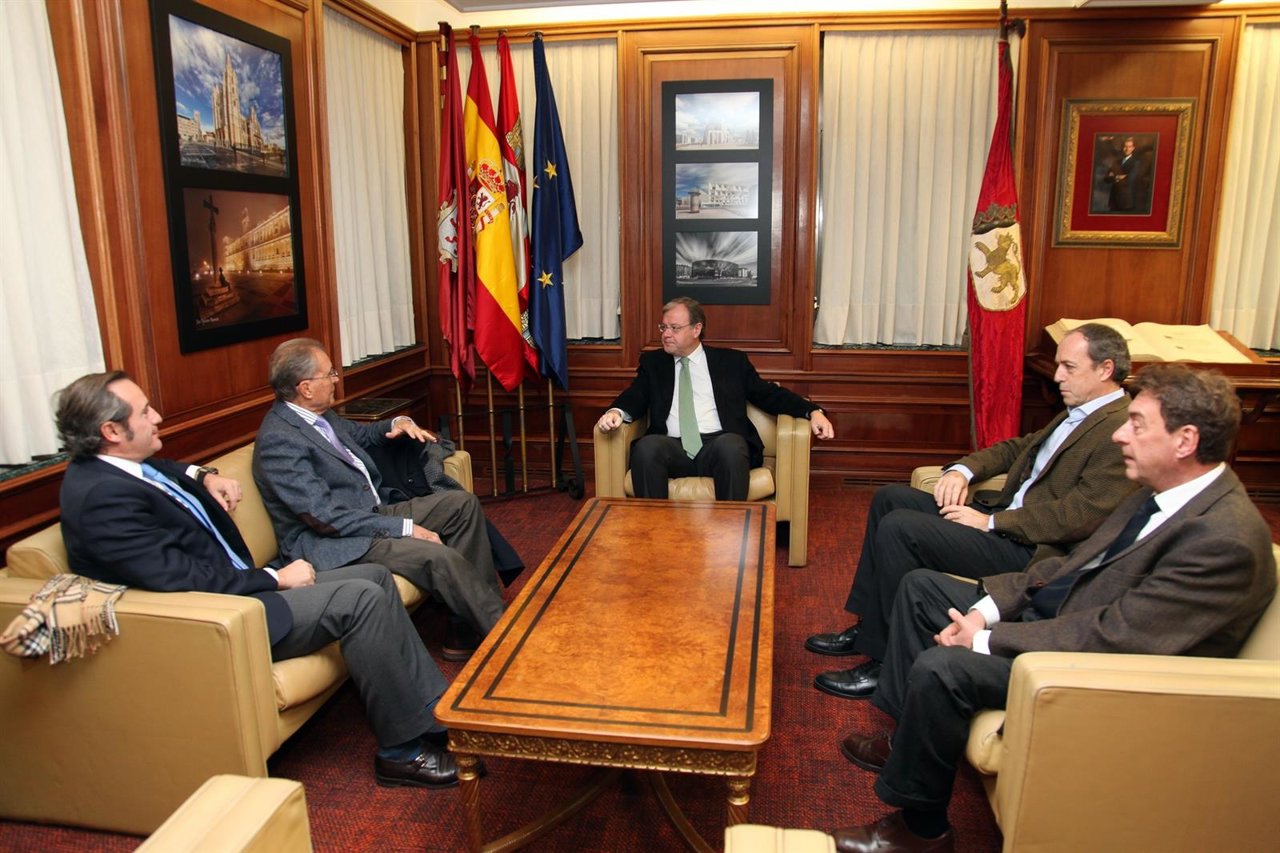 Silván, reunido con empresarios del sector biofarmacéutico. 