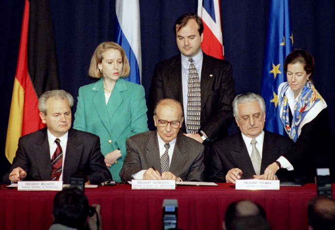 Izetbegovic, Tudjman And Milosevic Firman El Tratado De Paz De Dayton 