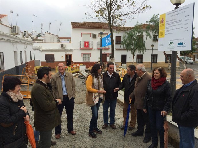 La candidata del PP de Huelva al Senado Dolores López, en la provincia onubense