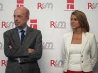 Cospedal dice que la tarjeta de Nacho Villa "no era opaca" y que lo que hacía con ella era "trabajar"