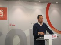 Luena dice que el debate demostrará que el PP "es desigualdad, mentiras y corrupción"