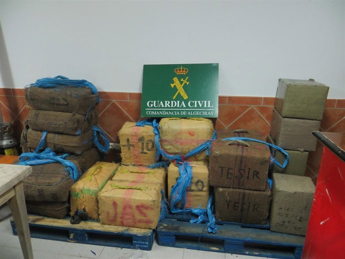 Intervenidos más de 800 kilos de hachís en una operación sin detenidos
