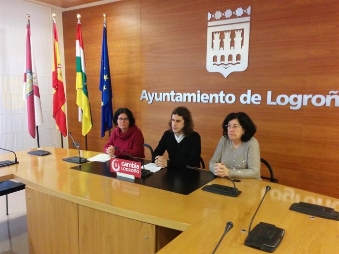 Manso de Zúñiga, Peña y Solana en la rueda de prensa