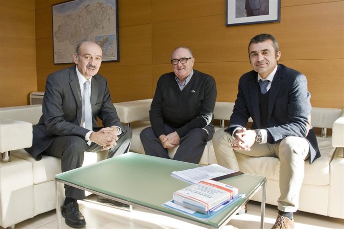 Mazón con colegio arquitectos 